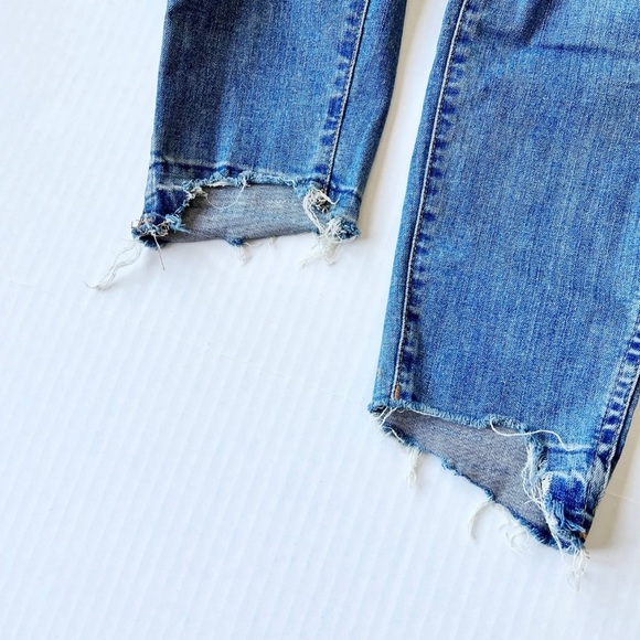 Madewell Curvy High-Rise Skinny Jeans: Drop Step-Hem Edition - Picture 7 of 10